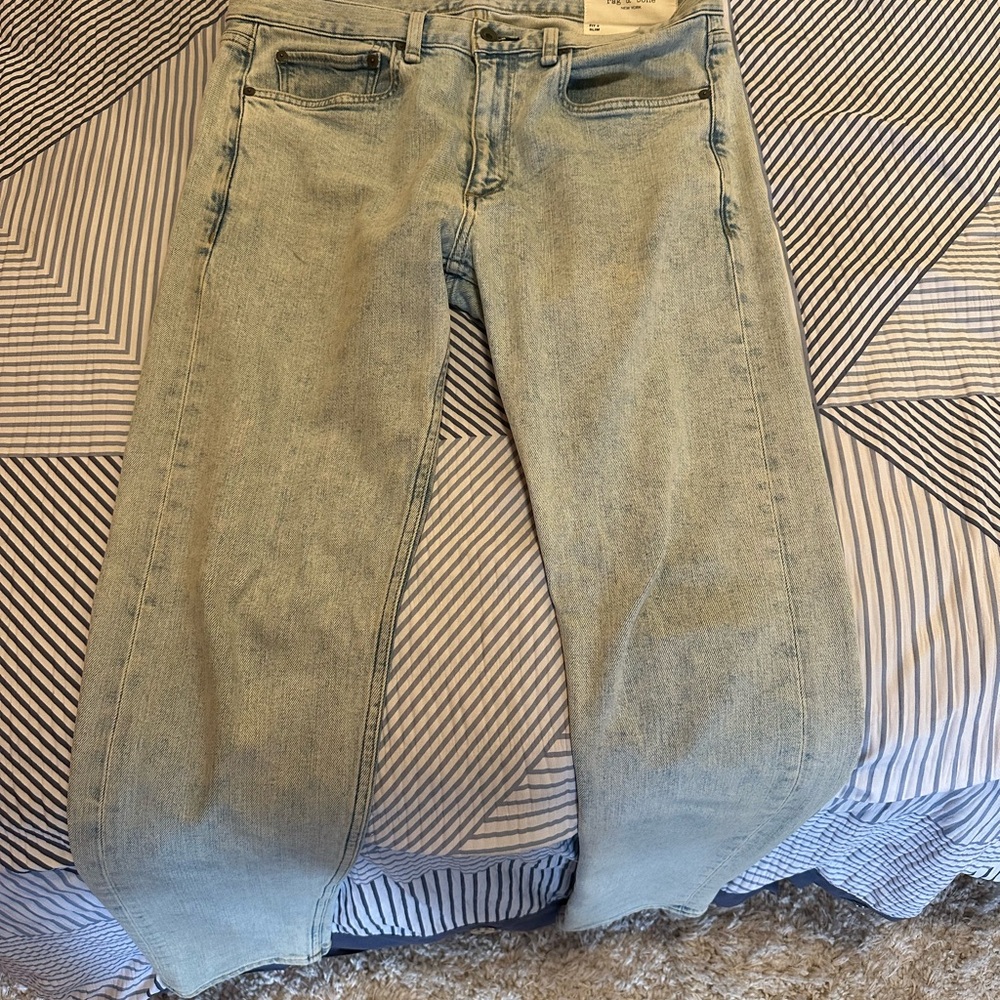 Rag & Bone “2” Putnam light jeans 32x32